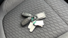 Ford Puma 1.0 EcoBoost Hybrid mHEV Titanium 5dr DCT Petrol Hatchback